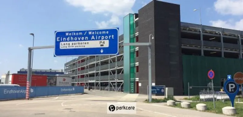 Parkeren Eindhoven Airport P4 Buitenaanzicht