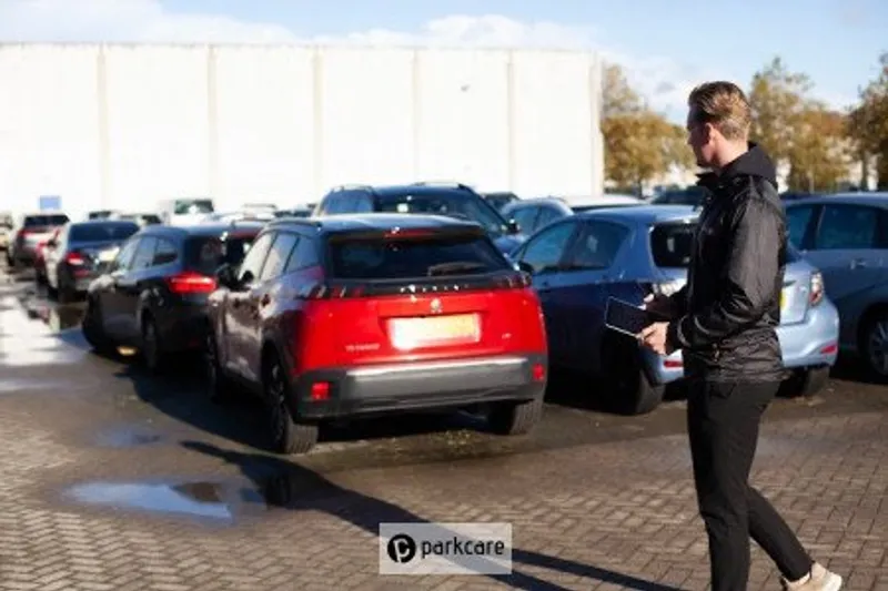 Airport Eindhoven Parking - Valet foto 4