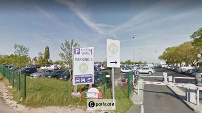 Parking Airport Beauvais P1 foto 2